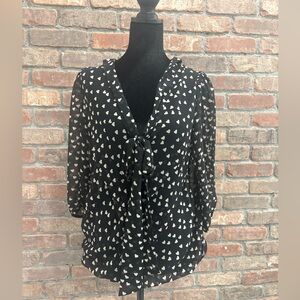 Max Studio Black and White Heart Print Blouse size medium